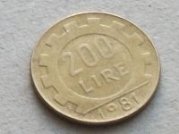 Лот: 19699957. Фото: 5. Монета 200 лир Италия 1981 портрет...