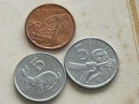 Лот: 19311540. Фото: 5. Монета 5 цент Зимбабве 1997 птица...