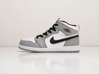 Лот: 18676427. Фото: 2. Кроссовки Nike Air Jordan 1 Mid... Обувь
