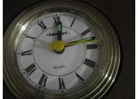 Лот: 8141232. Фото: 2. Кварцевые настольные часы 1960-70... Предметы интерьера