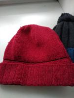 Лот: 19380075. Фото: 6. Две шапочки красная велюровая...