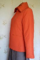 Лот: 9884894. Фото: 2. Ярко-оранжевая куртка на синтепоне... Женская одежда