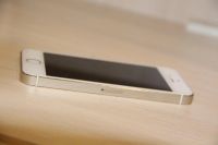 Лот: 4768247. Фото: 6. Apple iPhone 5S 32Gb Gold LTE...