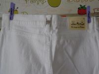 Лот: 3871485. Фото: 2. Весьма эффектные белые джинсы!. Женская одежда