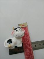 Лот: 16429204. Фото: 2. керамическая фигурка корова, статуэтка. Сувениры