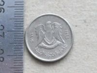 Лот: 16288987. Фото: 4. Монета 10 дирхам Ливия 1975 герб. Красноярск