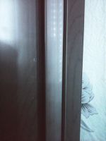 Лот: 5179984. Фото: 2. дверь-гармошка,черная,пластик. Двери, окна, фурнитура