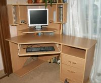 Лот: 4044120. Фото: 2. стол компьютерный (офисный / для... Офисная мебель и домашние кабинеты