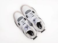 Лот: 20740905. Фото: 2. Кроссовки Nike Air Jordan 4 Retro... Мужская обувь