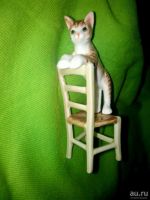 Лот: 8914432. Фото: 2. Фарфор.Котёнок на стуле. PAVONе... Сувениры