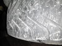 Лот: 4555320. Фото: 2. Шины зимние Goodyear 185/65R15... Шины, Диски