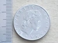 Лот: 19857144. Фото: 7. Монета 50 лир Италия 1978 кузнец...