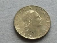 Лот: 20656554. Фото: 2. Монета 200 лир Италия 1990 юбилей... Монеты