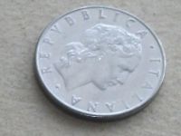 Лот: 19857144. Фото: 2. Монета 50 лир Италия 1978 кузнец... Монеты