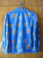 Лот: 20663757. Фото: 2. Рубашка нейлон синяя с цветами... Женская одежда