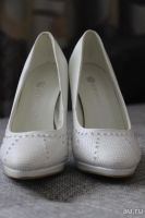 Лот: 9935869. Фото: 2. Туфли белые. Женская обувь