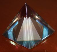 Лот: 21172618. Фото: 2. Пирамида стеклянная Фен шуй. Коллекционирование, моделизм