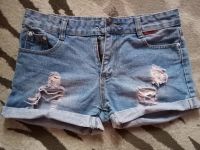 Лот: 15902530. Фото: 2. Шорты джинсовые рваные. Женская одежда