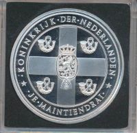 Лот: 16444590. Фото: 2. Нидерланды 2013 медаль король... Значки, медали, жетоны