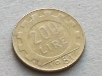 Лот: 19699957. Фото: 3. Монета 200 лир Италия 1981 портрет... Коллекционирование, моделизм