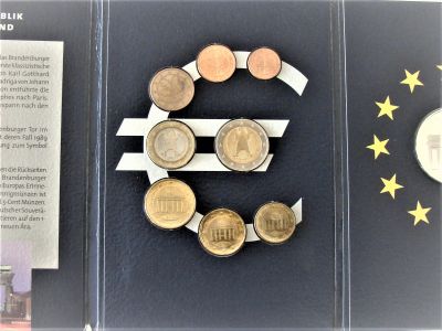 Лот: 19661706. Фото: 1. Первый евро-блистер MDM 2002г... Германия и Австрия