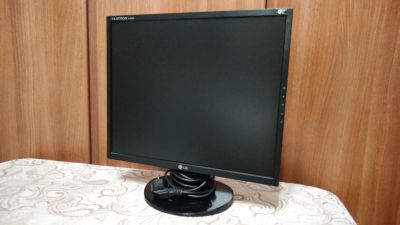 Лот: 19038952. Фото: 1. Монитор 19" LG Flatron L1953S-BF. ЖК-мониторы