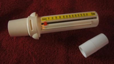 Лот: 6992439. Фото: 1. пикфлоуметр Omron. Антисептики, защитные средства, медицинские маски