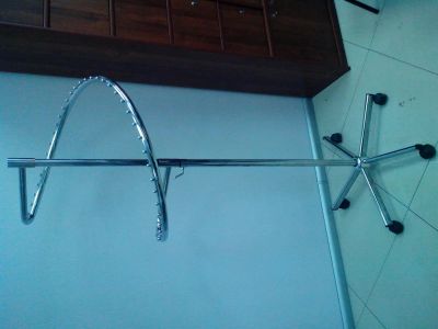 Лот: 3835581. Фото: 1. Вешалка офисная напольная на колесиках. Другое (офисная мебель и домашние кабинеты)