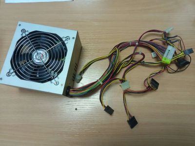 Лот: 25885612. Фото: 1. Блок питания ATX для компьютера... Корпуса, блоки питания