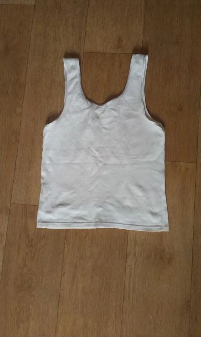 Лот: 6356428. Фото: 1. белая маячка 44-46р. Футболки, топы и майки