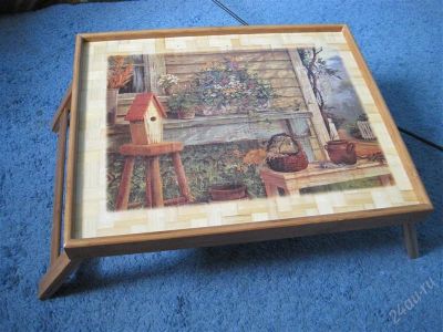 Лот: 1173048. Фото: 1. столик для завтрака ( пресованный... Другое (предметы интерьера)