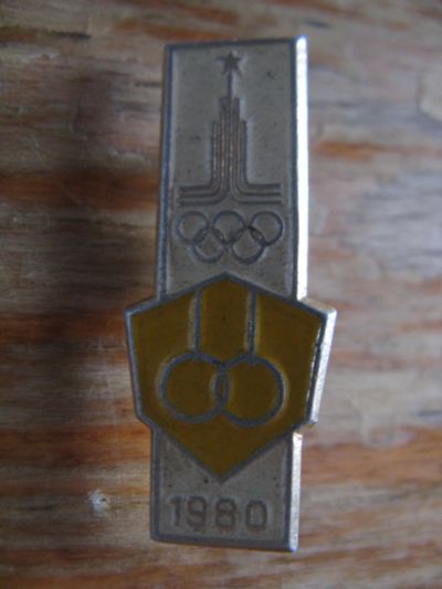 Лот: 15040024. Фото: 1. Значок Москва Олимпиада - 80... Другое (значки, медали, жетоны)