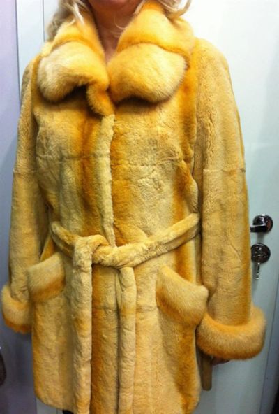 Лот: 3123844. Фото: 1. шуба из меха стриженного хорька... Верхняя одежда