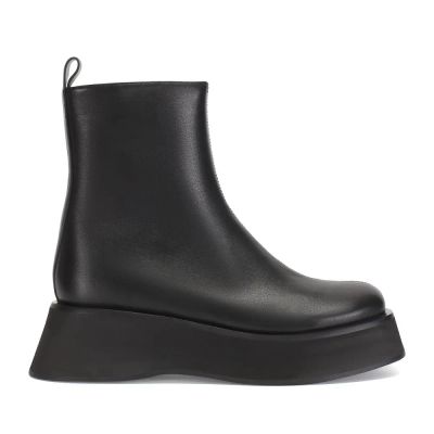 Лот: 24067559. Фото: 1. Полусапоги EKONIKA. Ботильоны, полусапожки