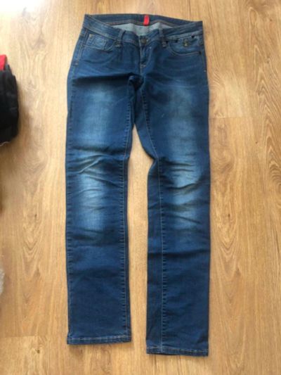 Лот: 13939678. Фото: 1. Джинсы три пары одним лотом. Джинсы