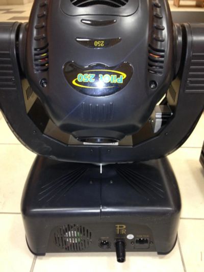 Лот: 10589390. Фото: 1. PR Lighting PILOT 250. Световое оборудование