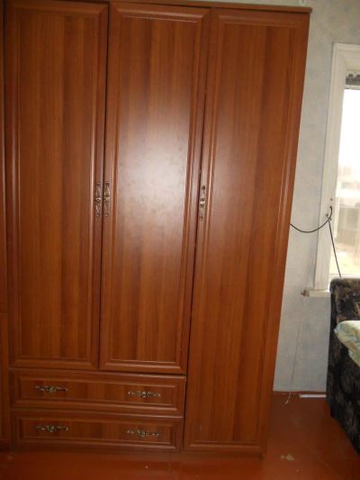 Лот: 5304171. Фото: 1. Шкаф трехстворчатый. Прихожие, гардеробные