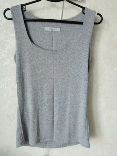 Лот: 25884206. Фото: 1. Топ серого цвета р. 46. Футболки, топы и майки