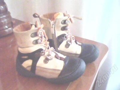 Лот: 604835. Фото: 1. Ботинки. Другое (дети растут)