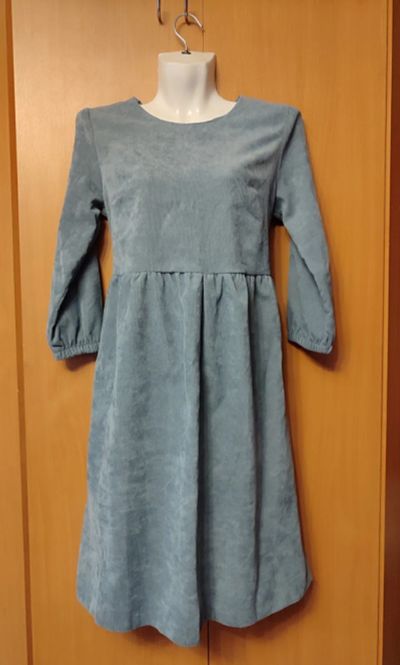 Лот: 20867716. Фото: 1. Новое. Платье серо-голубое с карманами... Платья