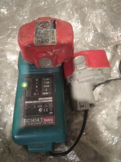 Лот: 25885002. Фото: 1. Зарядное makita dc1414t. Другое (инструмент и расходные)