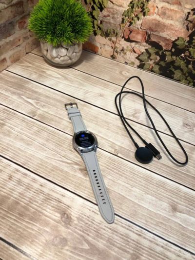 Лот: 22171761. Фото: 1. Смарт Часы Samsung galaxy watch... Смарт-часы, фитнес-браслеты, аксессуары