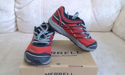 Лот: 7453270. Фото: 1. Кроссовки Merrel, р.28, отл.сост. Кеды, кроссовки