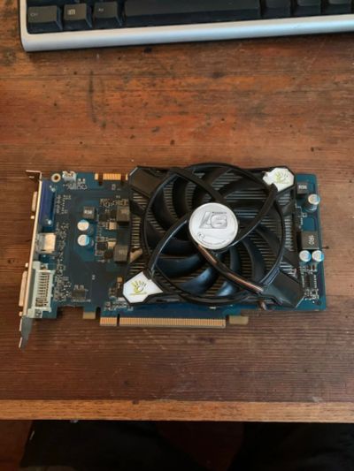 Лот: 18632951. Фото: 1. gt 9800. Видеокарты