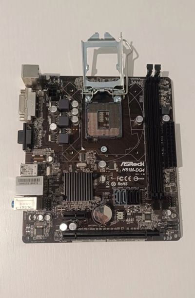 Лот: 25760902. Фото: 1. ASRock H81M-DG4 Socket LGA1150... Материнские платы
