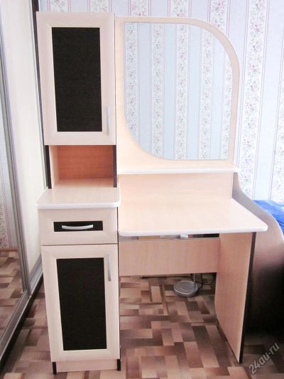 Лот: 10002838. Фото: 1. туалетный, дамский столик. не... Туалетные столики