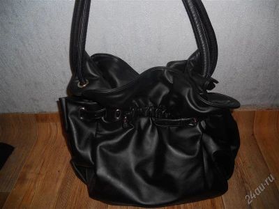 Лот: 2323902. Фото: 1. Вместительная сумочка. Сумки