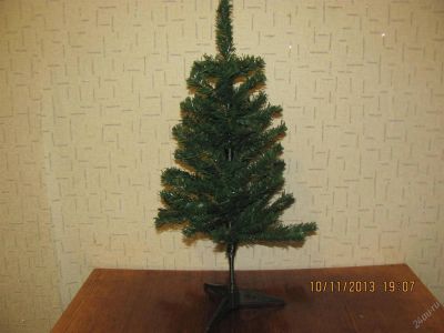 Лот: 3387711. Фото: 1. Елка 60см. 70 веток. Ёлки новогодние