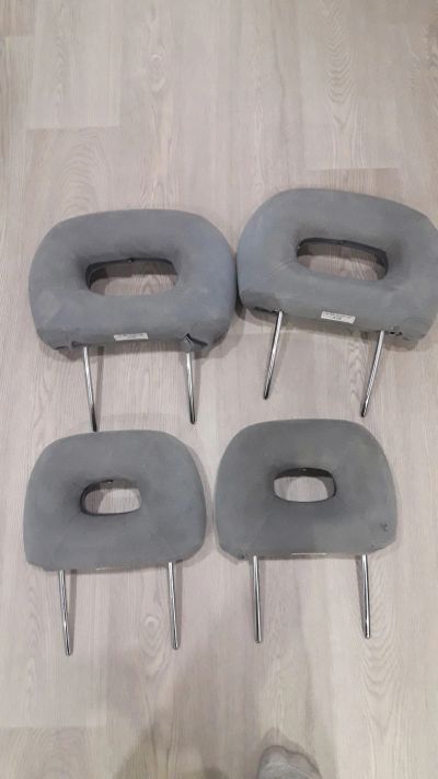 Лот: 18287683. Фото: 1. Подголовники автомобильные серые. Автомобильные пылесосы