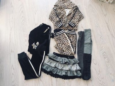 Лот: 14700042. Фото: 1. Пакет брендовых вещей на девочку... Костюмы, пиджаки, комбинезоны